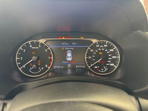 Used 2025 Nissan Altima 2.5 SV FWD image 4