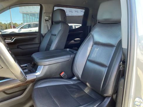 Used 2023 GMC Sierra 1500 SLT w/ SLT Premium Package image 24