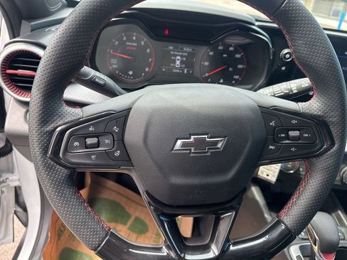 Used 2024 Chevrolet Trax RS w/ Driver Confidence Package FWD image 22