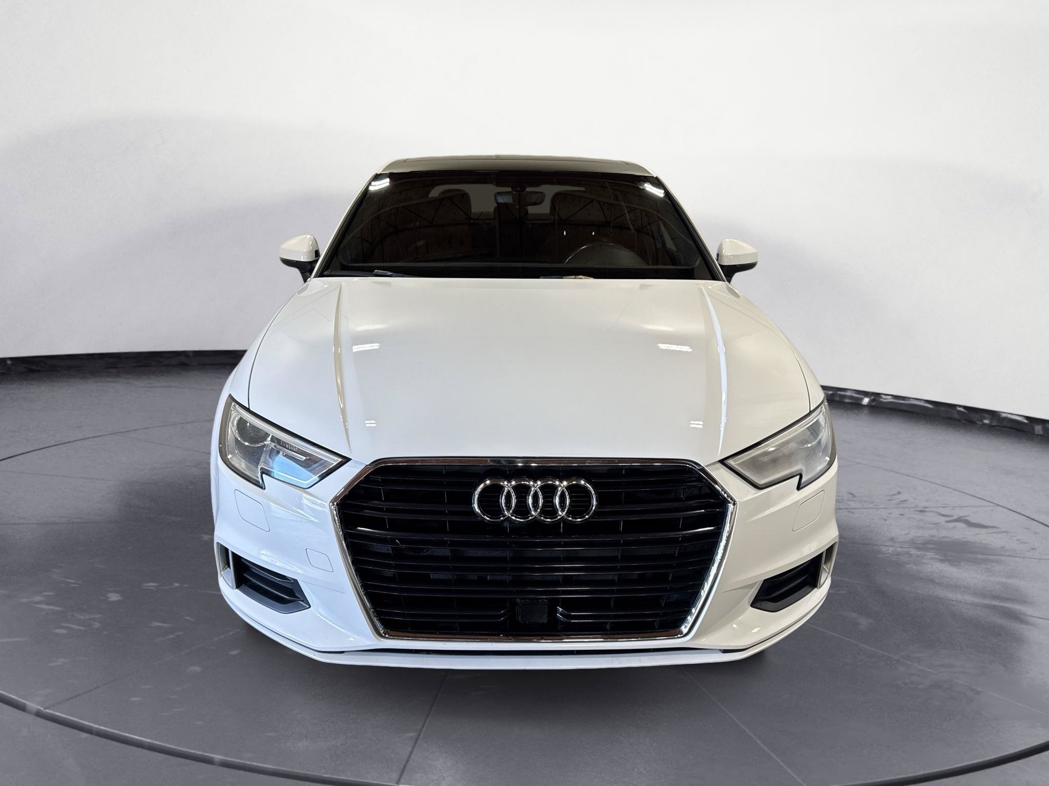 Used 2019 Audi A3 2.0T Premium w/ Convenience Package FWD image 2