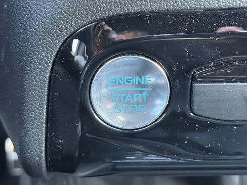 Used 2023 Ford Escape ST-Line Select AWD/4WD image 35