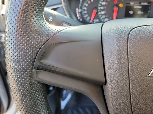 Used 2018 Chevrolet Trax LS image 21