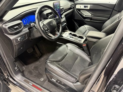 Used 2022 Ford Explorer ST w/ Equipment Group 401A image 10
