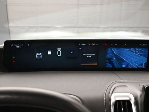 Used 2025 Ford Expedition Max Platinum w/ Driver's Package image 16