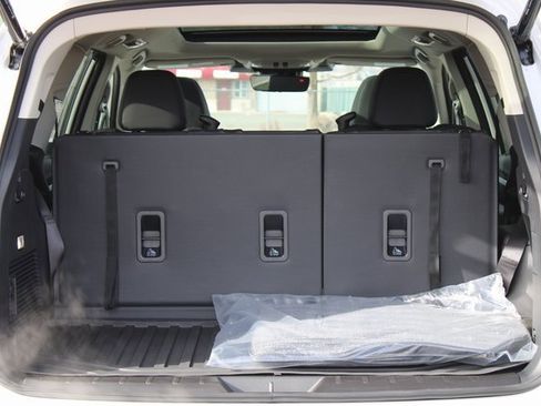 New 2026 Subaru Ascent Limited Bronze image 28