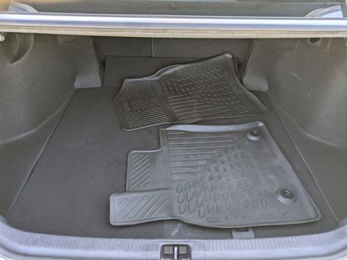 Used 2023 Toyota Camry SE image 27