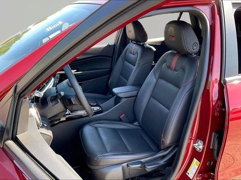 Used 2025 Chevrolet Trax RS w/ Driver Confidence Package FWD image 15