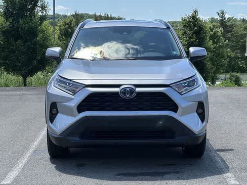 Used 2021 Toyota RAV4 XLE w/ Convenience Package AWD/4WD image 21