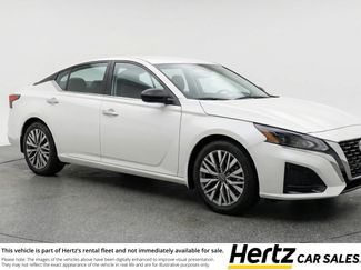 Used 2025 Nissan Altima 2.5 SV FWD video 1