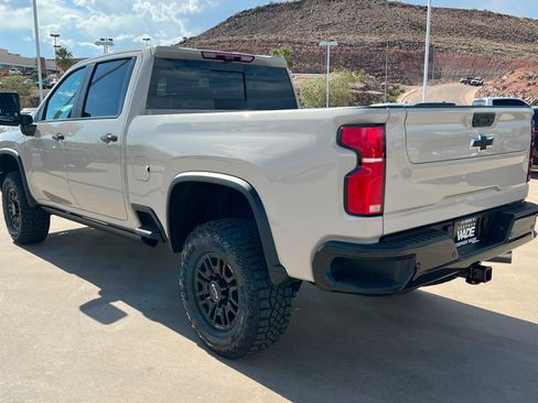 New 2026 Chevrolet Silverado 2500 ZR2 w/ LPO, Dark Essentials Package AWD/4WD image 3