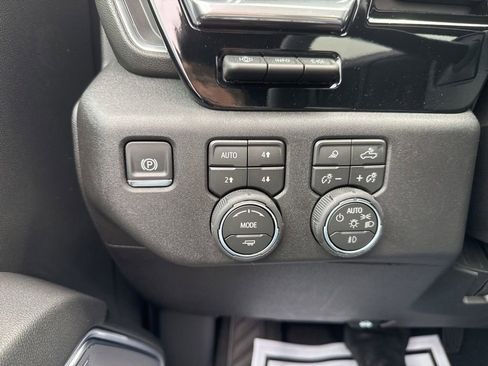 New 2026 Chevrolet Silverado 2500 High Country w/ High Country Premium Package AWD/4WD image 19