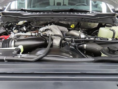 Used 2025 Ford F250 Lariat w/ Lariat Ultimate Package image 37