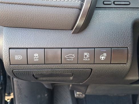 Used 2024 Toyota Camry SE w/ Cold Weather Package FWD image 23
