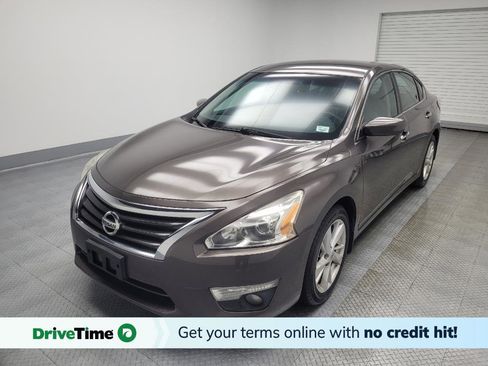 Used 2015 Nissan Altima 2.5 SV image 1