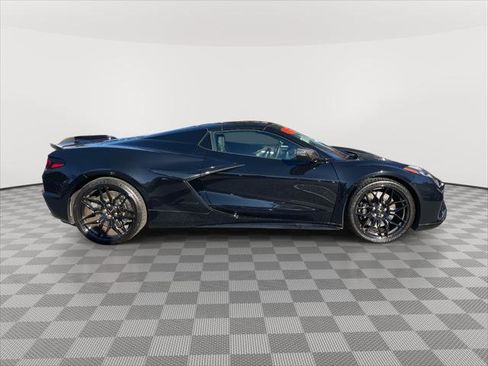 Used 2023 Chevrolet Corvette Z06 image 8