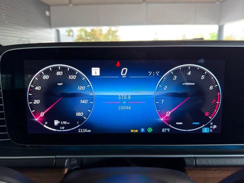 Used 2025 Mercedes-Benz GLS 450 4MATIC image 15