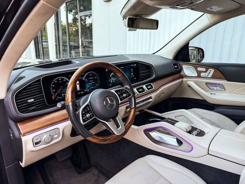 Used 2020 Mercedes-Benz GLS 450 4MATIC image 13