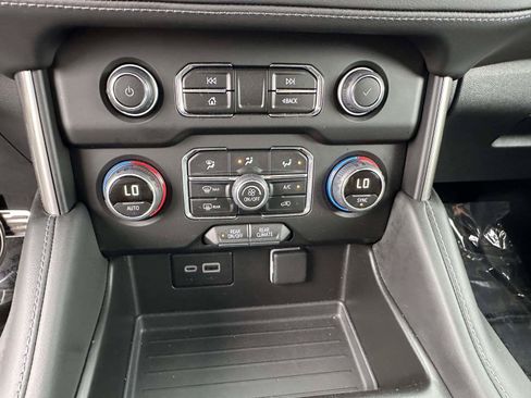 Used 2024 Chevrolet Tahoe LS AWD/4WD image 12