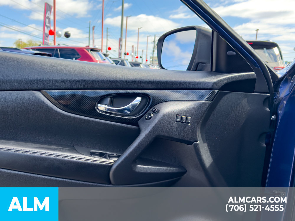 Used 2018 Nissan Rogue SL FWD image 8