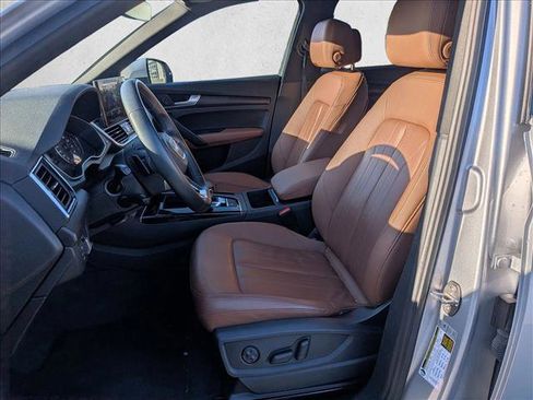 Used 2022 Audi Q5 2.0T Premium w/ Convenience Package AWD/4WD image 15