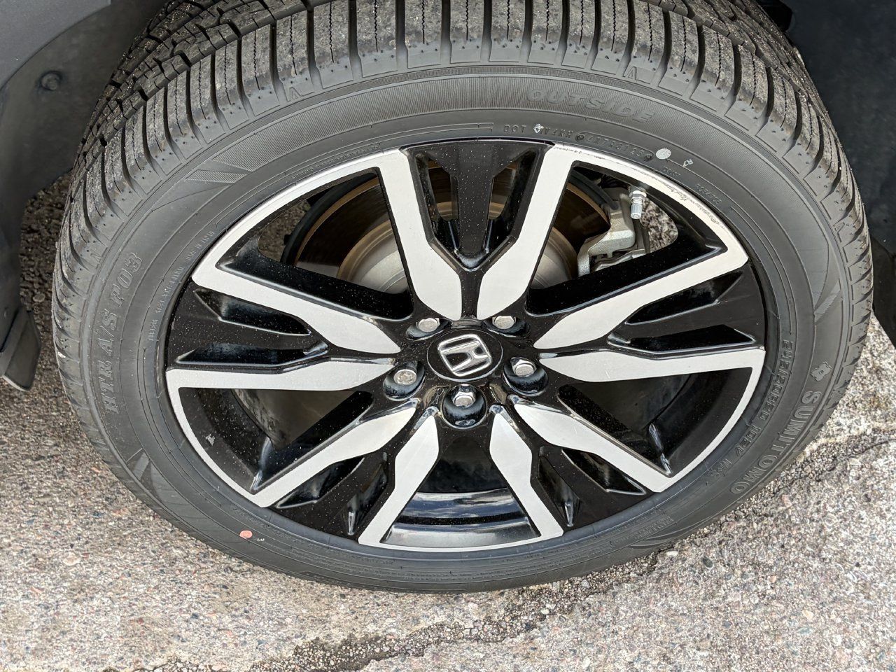 Used 2019 Honda Pilot Touring image 8