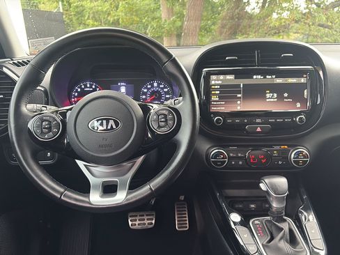 Used 2020 Kia Soul EX FWD image 20