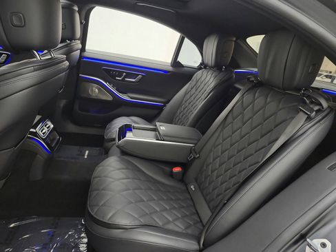 Certified 2023 Mercedes-Benz S 580 4MATIC Sedan image 15