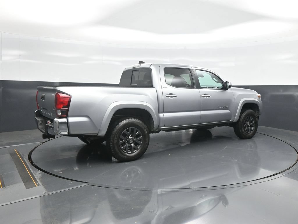 Used 2023 Toyota Tacoma SR5 AWD/4WD image 7