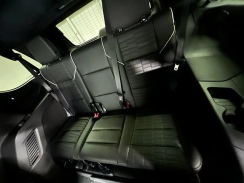 Used 2025 Cadillac Escalade Sport Platinum AWD/4WD image 24