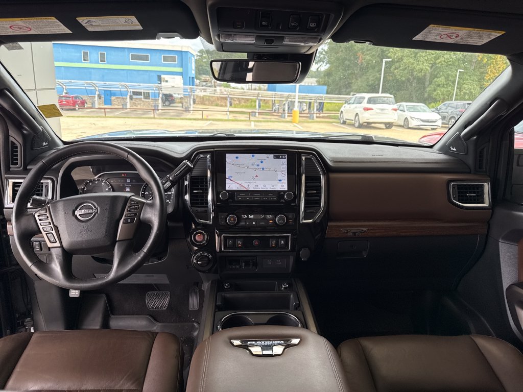 Used 2023 Nissan Titan Platinum Reserve w/ Moonroof Package AWD/4WD image 20