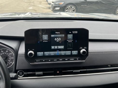 Used 2024 Mitsubishi Outlander SE AWD/4WD image 24