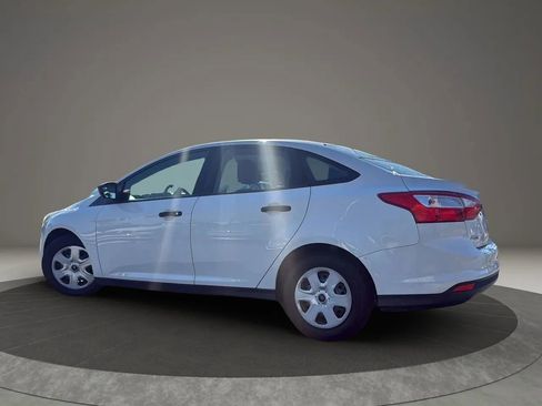 Used 2013 Ford Focus S image 4