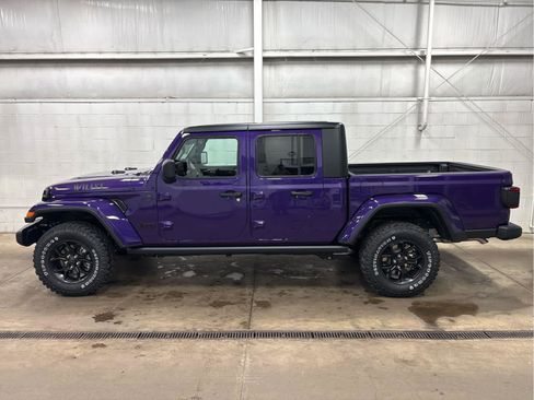 New 2026 Jeep Gladiator Mojave AWD/4WD image 5