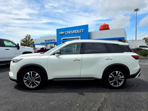 Used 2023 INFINITI QX60 Luxe AWD/4WD image 3