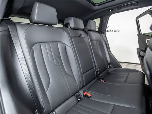 Used 2025 BMW X3 xDrive30i w/ Convenience Package AWD/4WD image 15