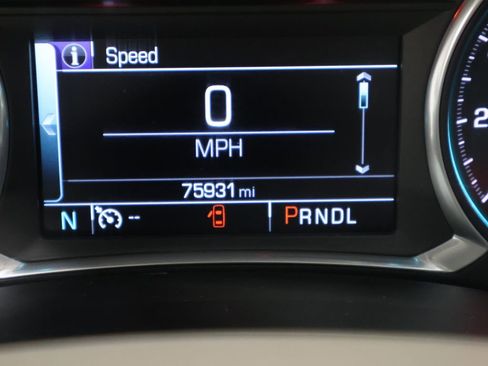 Used 2017 Chevrolet Malibu LT image 38