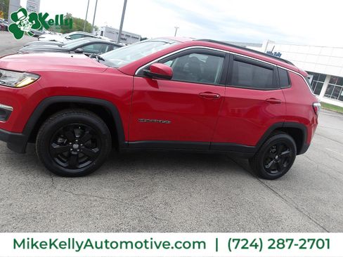 Used 2020 Jeep Compass Latitude w/ Cold Weather Group AWD/4WD image 4