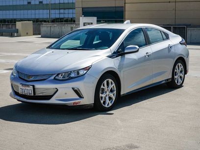 Used 2017 Chevrolet Volt Premier w/ Driver Confidence II Package