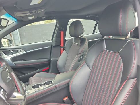 Used 2023 Genesis G70 2.0T w/ Sport Prestige Package image 16