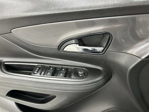 Used 2022 Buick Encore Preferred w/ Safety Package AWD/4WD image 11
