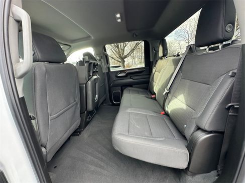 Used 2024 GMC Sierra 2500 SLE image 21