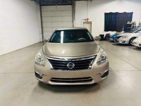 Used 2015 Nissan Altima 2.5 FWD image 3