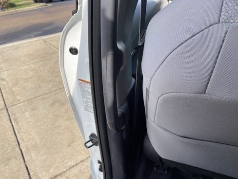 Used 2024 Toyota Sienna LE image 44