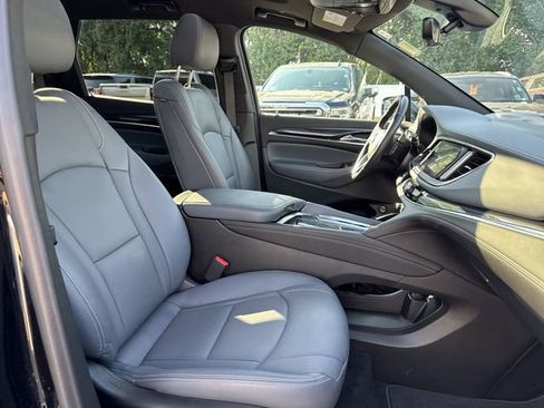 Used 2023 Buick Enclave Premium w/ Experience Buick Package FWD image 29