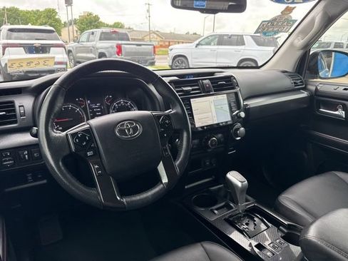 Used 2023 Toyota 4Runner TRD Off-Road Premium w/ Moonroof Package AWD/4WD image 21