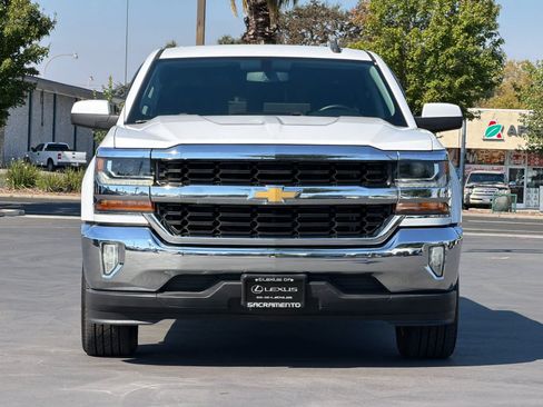 Used 2018 Chevrolet Silverado 1500 LT w/ LT Convenience Package RWD image 10