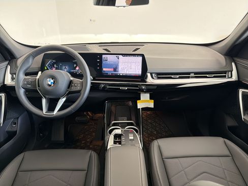 New 2026 BMW X1 xDrive28i w/ Technology Package AWD/4WD image 17