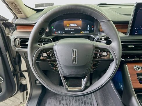 Certified 2024 Lincoln Aviator Reserve w/ Equipment Group 201A AWD/4WD image 14