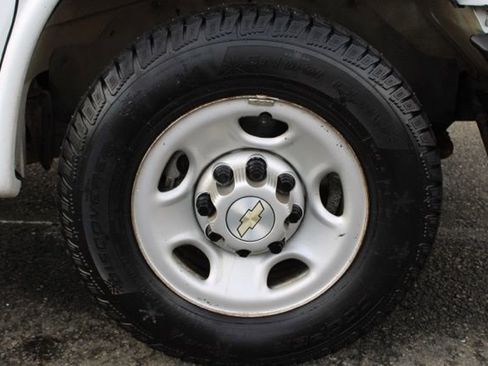 Used 2021 Chevrolet Express 3500 w/ Power Convenience Package image 27