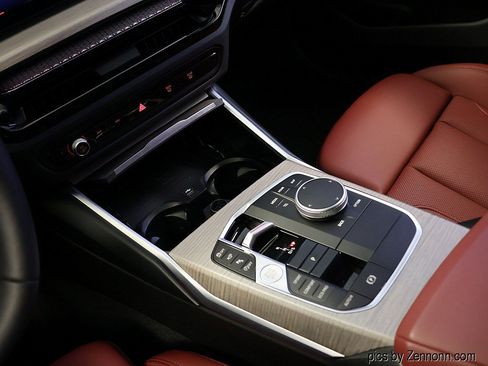 Used 2025 BMW 330i xDrive Sedan w/ Premium Package AWD/4WD image 24